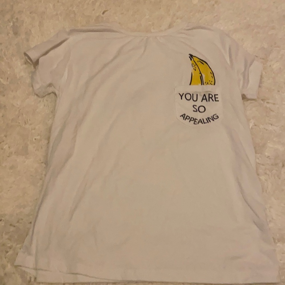 2 LADYS XS SLEEP SHIRTS FOR THE PRICE OF ONE